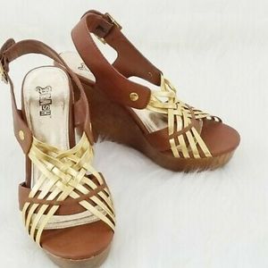 Gorgeous golden and brown wedge sandals